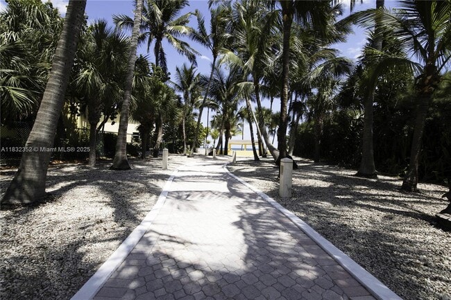 Building Photo - 1391 S Ocean Blvd