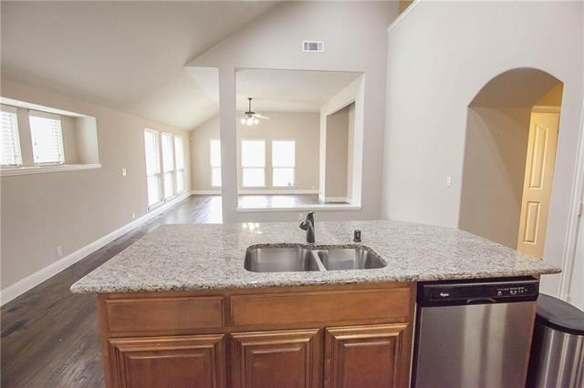 Building Photo - 824 Lighthouse Ln
