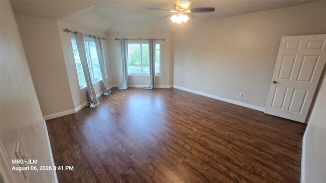 Building Photo - 7239 Foxbrook Dr