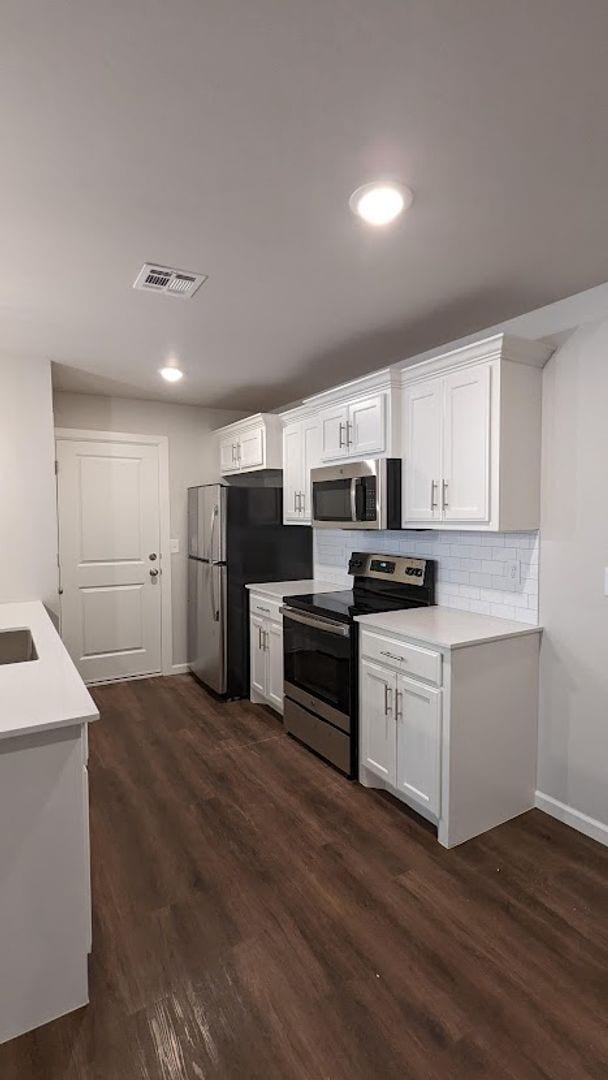 Building Photo - 3 Bed 2 Bath 2 Car Duplex Freedom Villas in Midwest City, OK