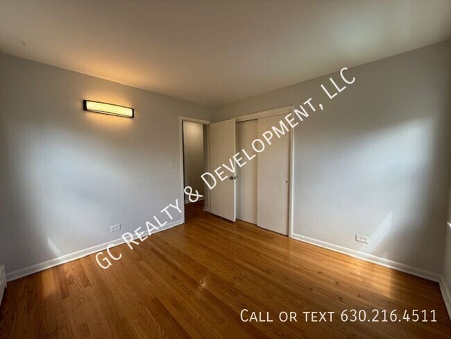 Building Photo - 2701 N Sayre Ave