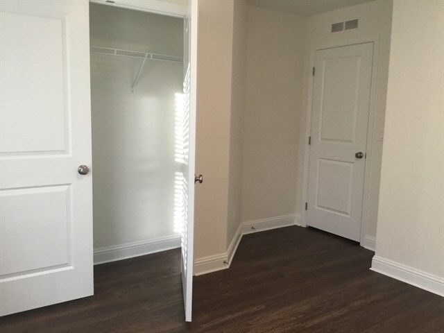 Building Photo - 58 S Lancaster Dr