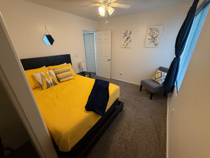 Building Photo - 6717 W Correen Hills Ct