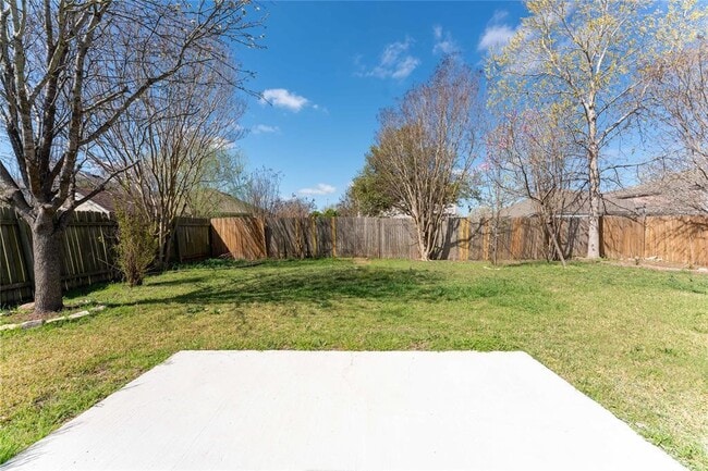 Building Photo - 315 Bello Dr