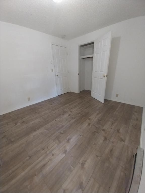 Building Photo - 410 NE Candy Ln