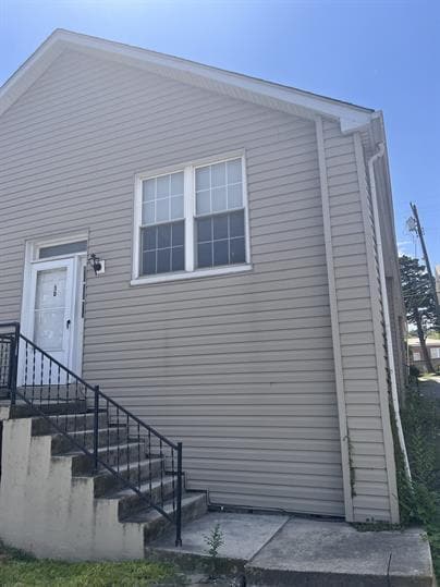 Building Photo - 3 E Elger St