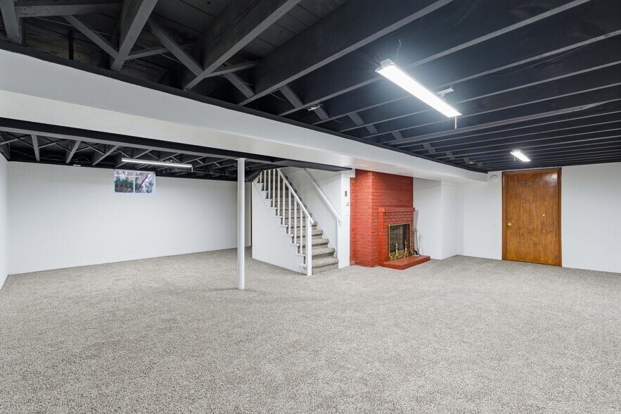 Building Photo - 925 Ashland Ave