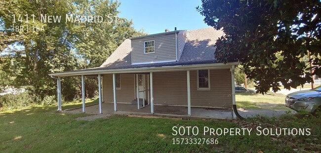 Building Photo - 3BD/1BA Pet friendly home near SEMO