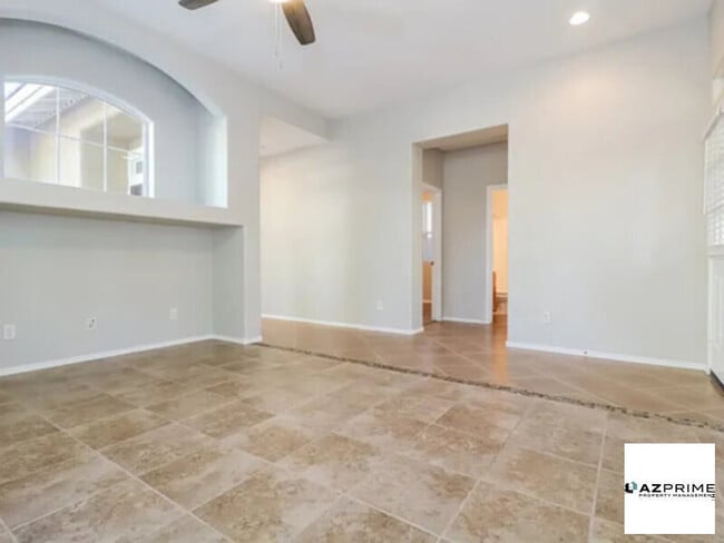 Building Photo - 21004 W Edith Way