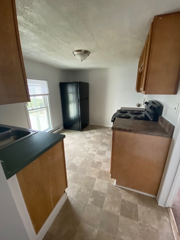 Building Photo - 900 Highland Ave