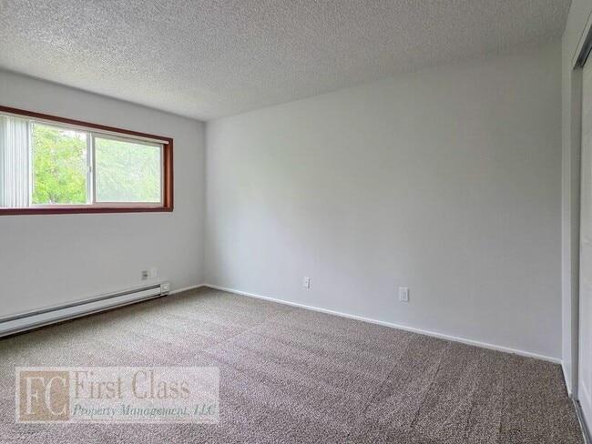Building Photo - 12510 SW Colony Ln