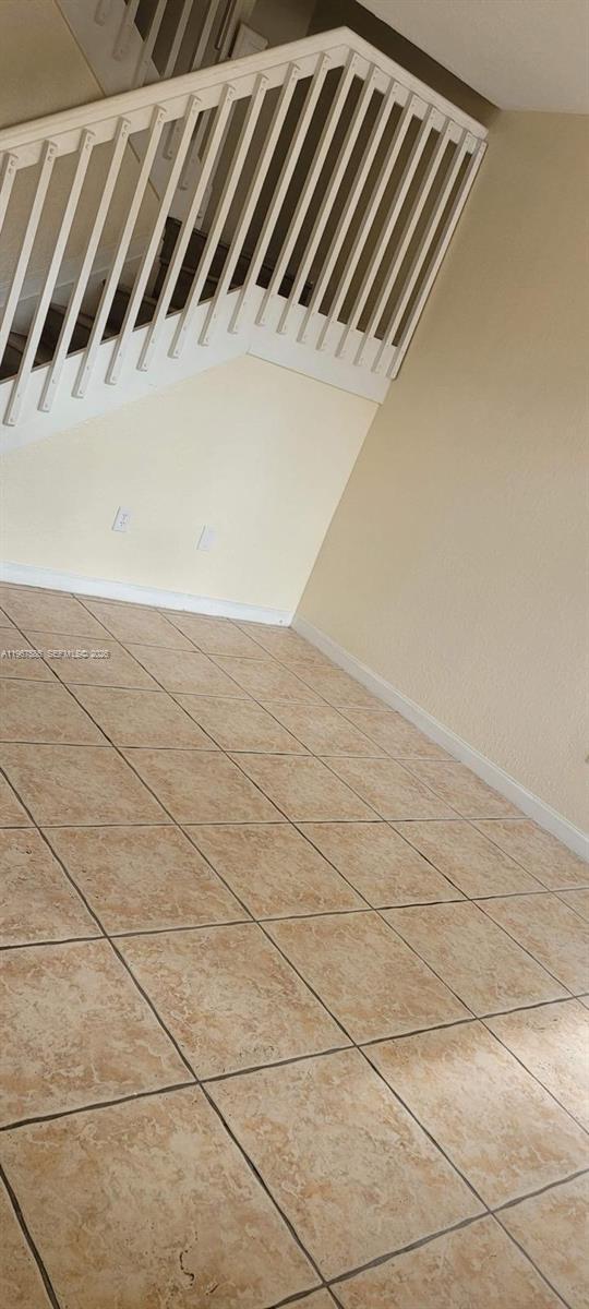 Building Photo - 2623 SE 14th Ave