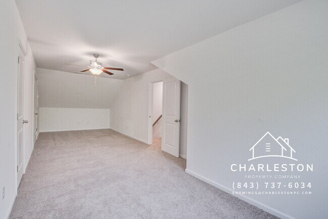 Building Photo - 200 Woodward Rd