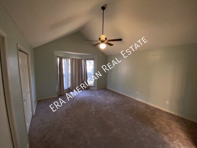 Building Photo - 192 Wright Cir