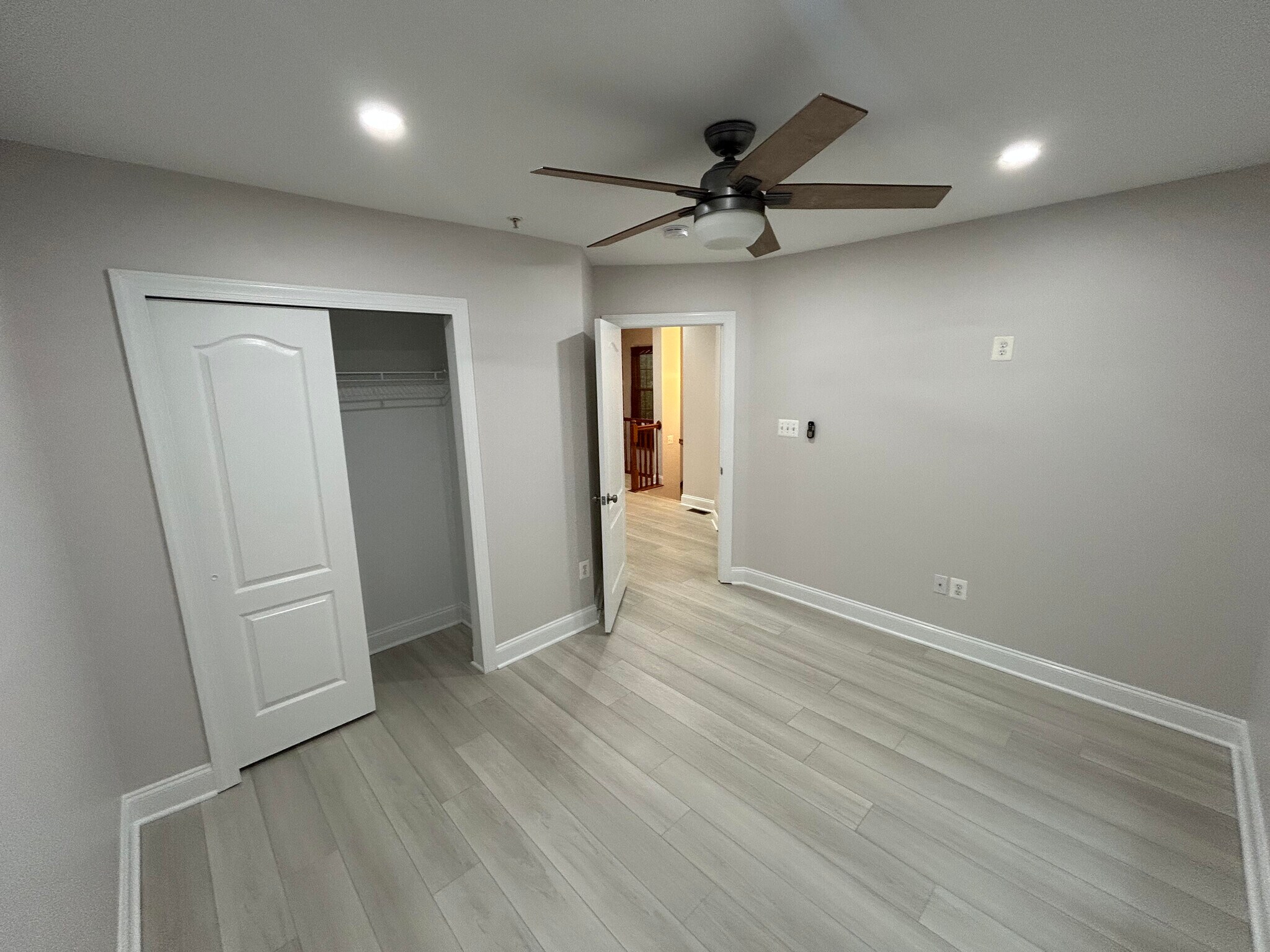 Building Photo - 640 Orchard Ridge Dr