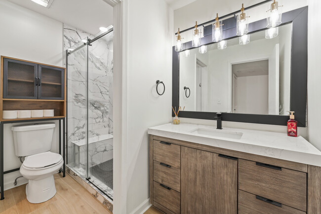 Newly Renovated Bathroom - 128 Lablanc Way NW