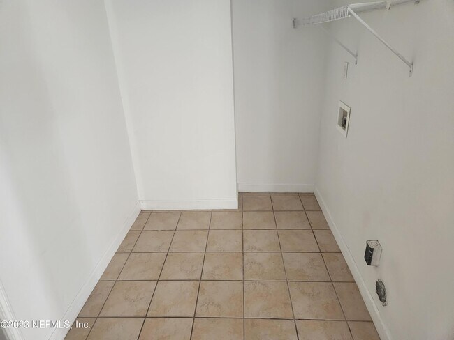 Building Photo - 1263 Crepe Myrtle Ct
