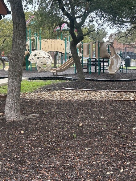 Building Photo - 13926 Bella Donna