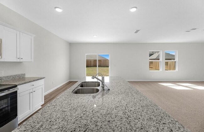 Building Photo - 21544 Rolling Streams Dr