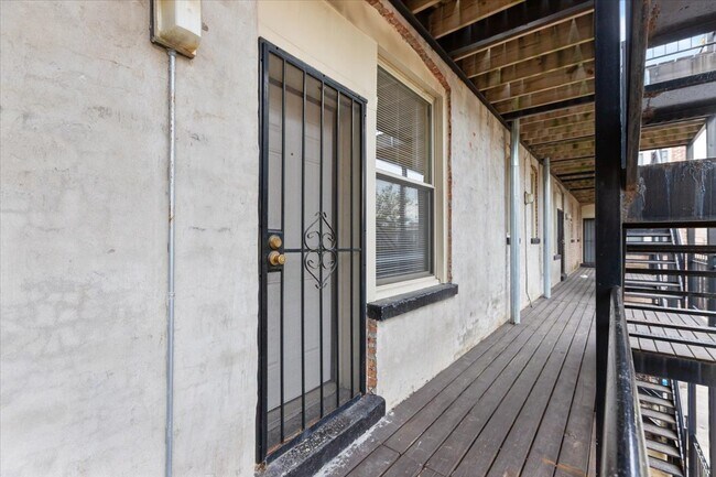 Building Photo - 3604 W 15th St