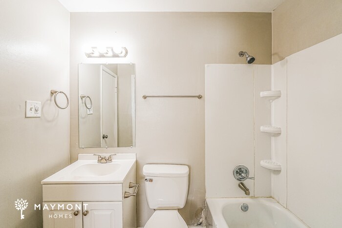 Building Photo - 1849 3rd Pl SW