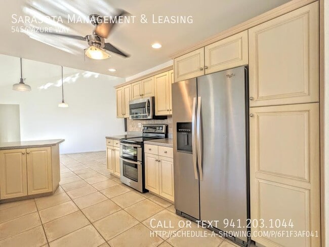 Building Photo - 5456 Azure Way