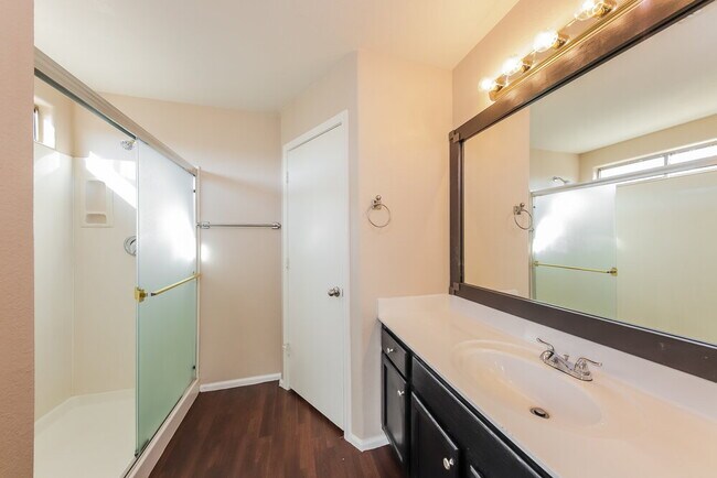 Building Photo - 12623 W Windsor Blvd