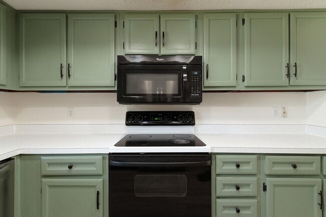 Building Photo - Great Cul-De-Sac Location in Fort Walton B...