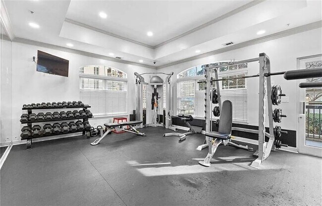 Building Photo - 1074 Peachtree Walk NE