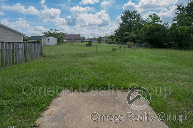 Building Photo - 900 Mister Dr