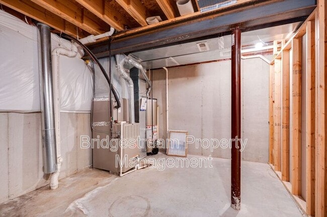 Building Photo - 1875 Prairie Clover Dr