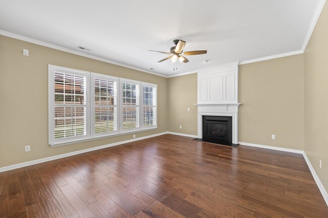 Building Photo - **Lovely 4/2.5 House in Wakefield Plantation**