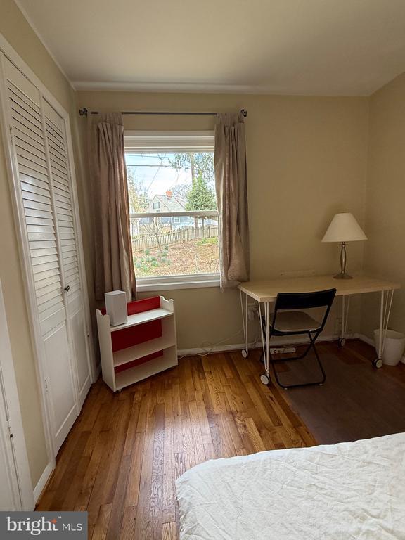 Building Photo - 407 Calvin Ln