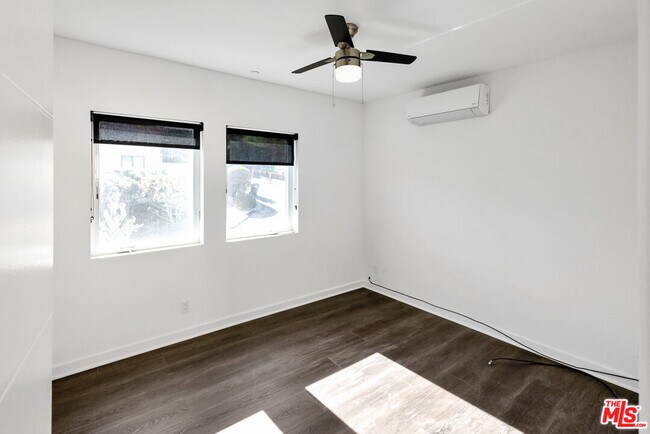 Building Photo - 26349 Fairside Rd