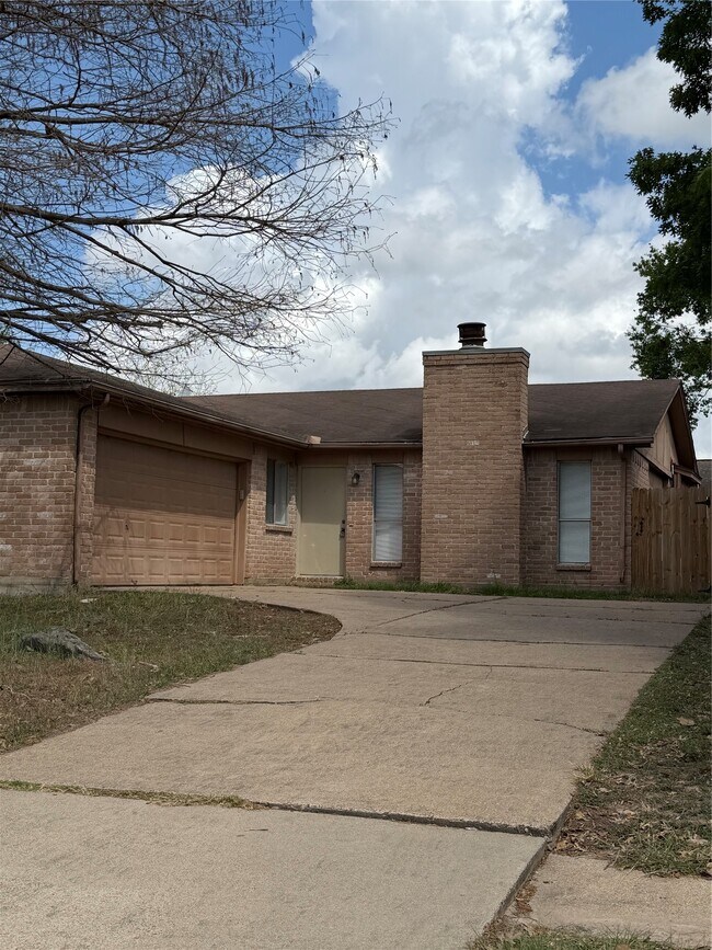 Building Photo - 22726 Leedstown Ln