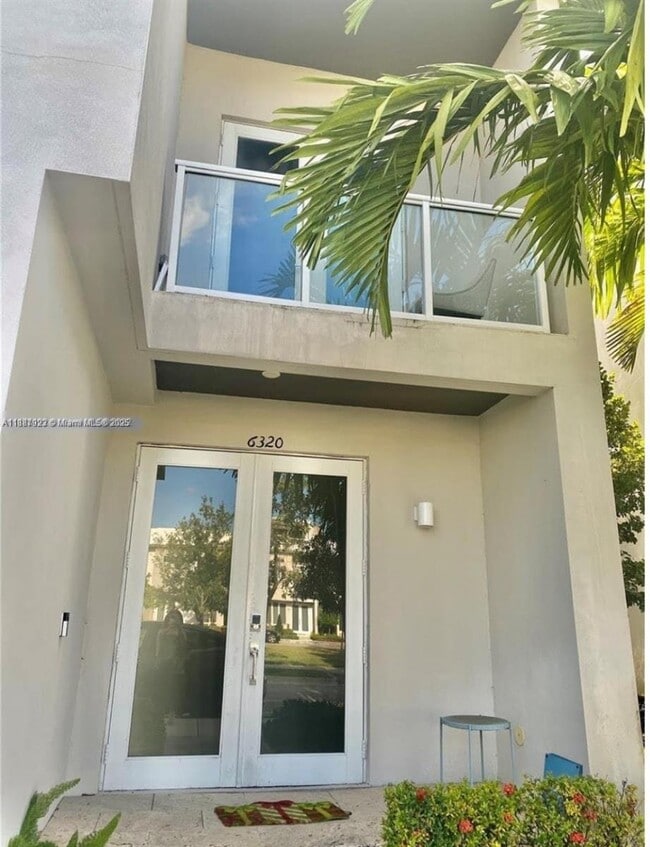 Building Photo - 6320 NW 104th Path