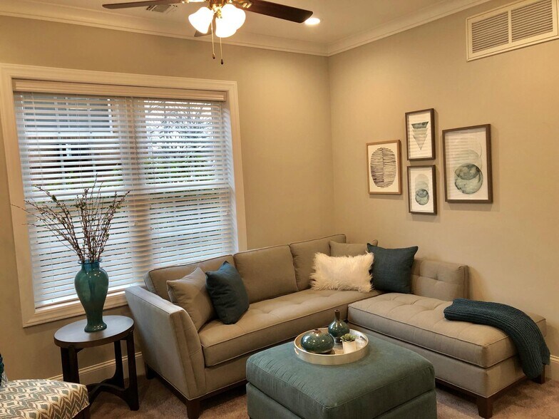 Fairfield Lafayette Place At Woodmere 9 Lafayette Pl Woodmere NY