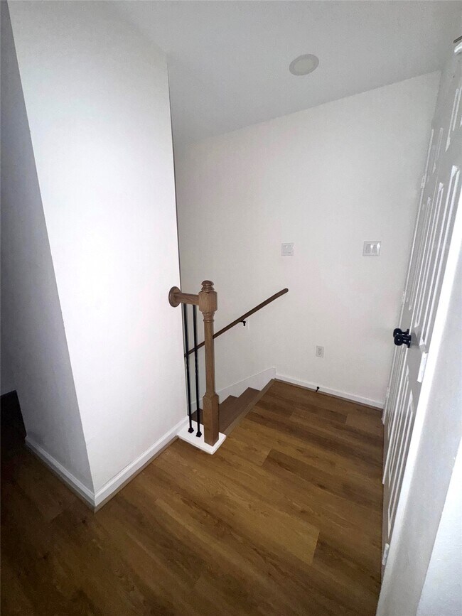 Building Photo - 9911 Porto Rico Rd