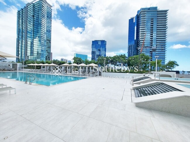 Building Photo - Koula #3303 | Honolulu, HI