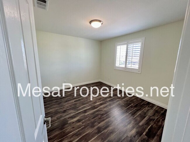 Building Photo - 6646 Whitewell Rd