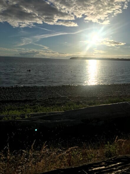 Building Photo - 7714 Birch Bay Dr