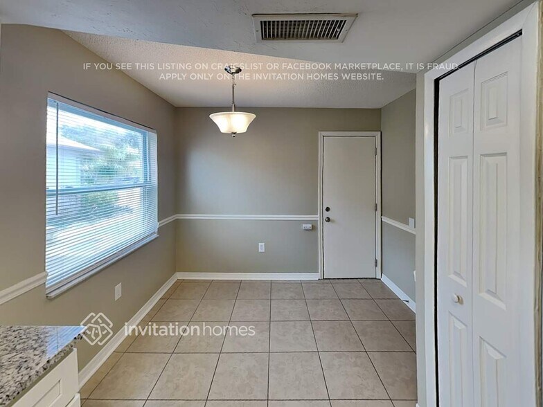 Building Photo - 2563 W Scarlet Oak Ct