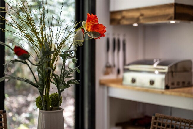 Building Photo - 152 Baxter Rd