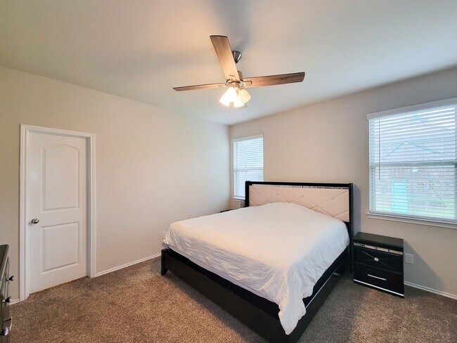 Building Photo - 11432 Green Cay Ln