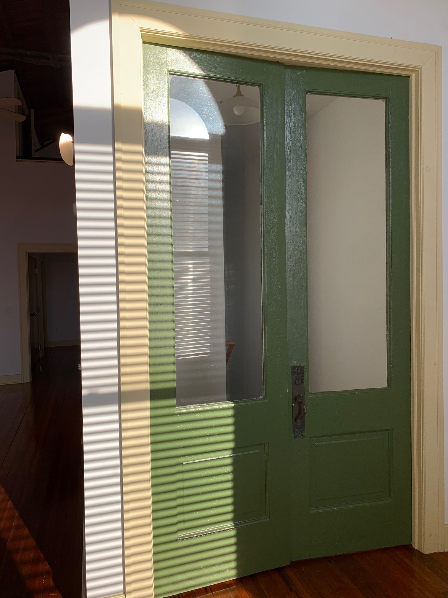 Building Photo - 515 N Main St