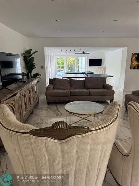 Building Photo - 201 Calle Grande Dr