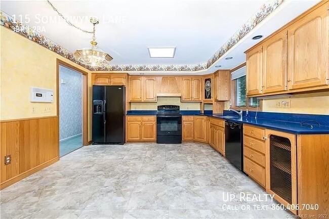 Building Photo - 115 Somerwynd-