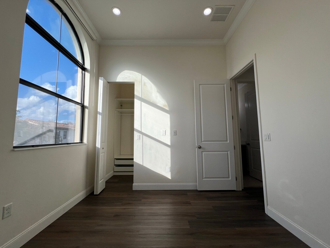 Building Photo - 3390 NW 125th Ave