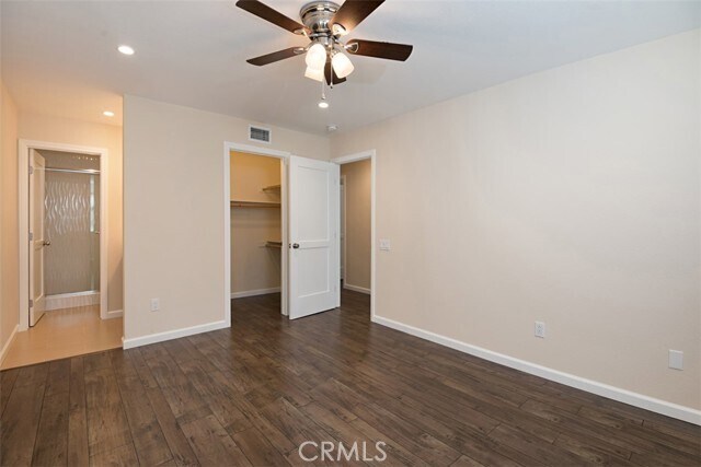 Building Photo - 602 Carnation Dr