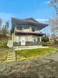 Building Photo - One-Bedroom, One-Bathroom Waterfront Home for Rent